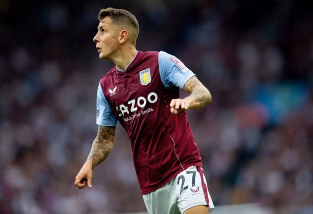 Digne đã dính chấn thương háng.