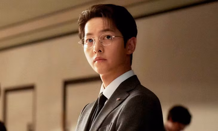 Song Joong Ki trong Cậu út nhà tài phiệt