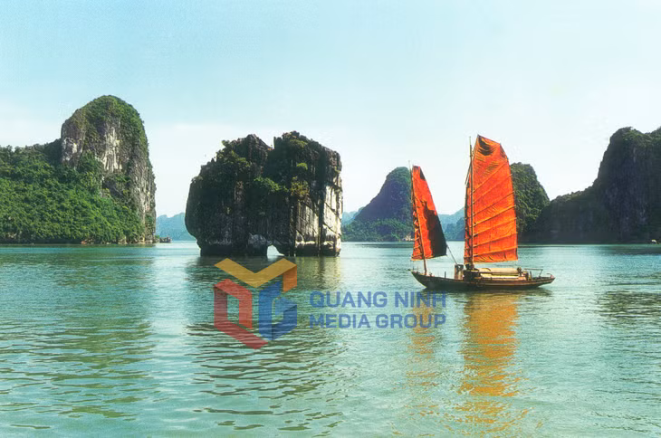 Đỉnh Hòn Hương. Ảnh: Đỗ Kha