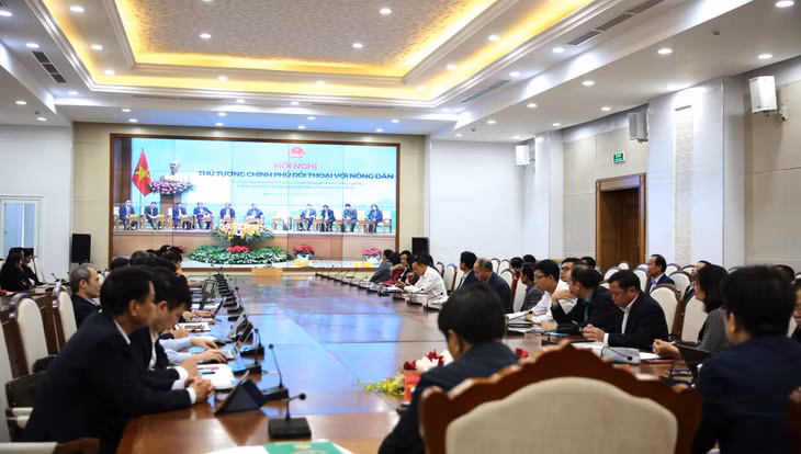 Hội nghị diễn ra sôi nổi và thẳng thắn.