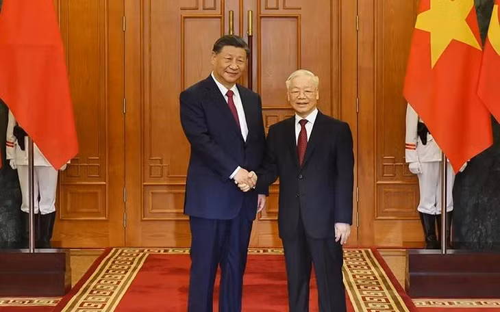Tổng Bí thư Nguyễn Phú Trọng và Tổng Bí thư, Chủ tịch Trung Quốc Tập Cận Bình. (Ảnh: ĐĂNG KHOA)