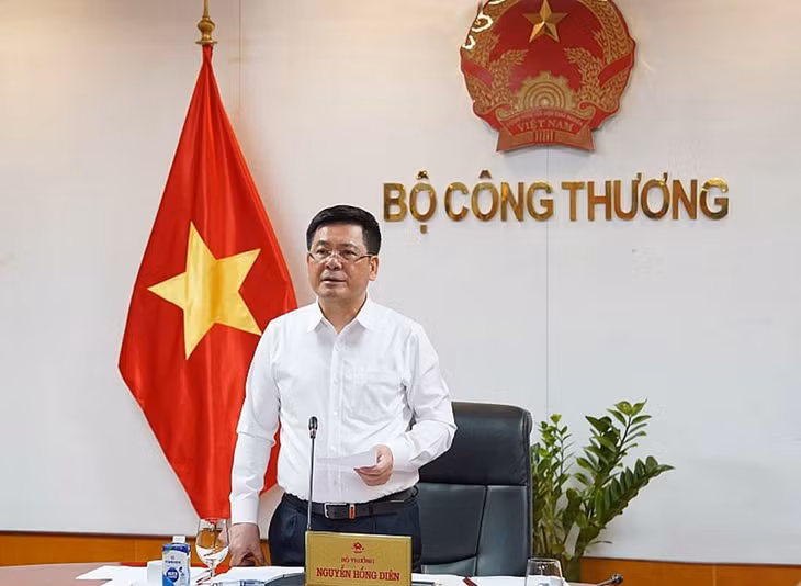 Bộ trưởng Bộ Công Thương Nguyễn Hồng Diên (Ảnh: Bộ Công Thương)