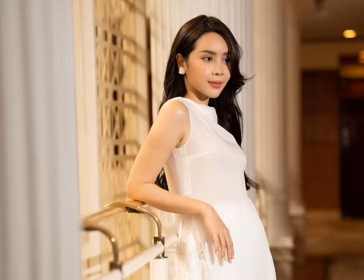 Lưu Hương Giang trải lòng về cuộc sống thời gian qua. Ảnh: Nghệ sĩ cung cấp.