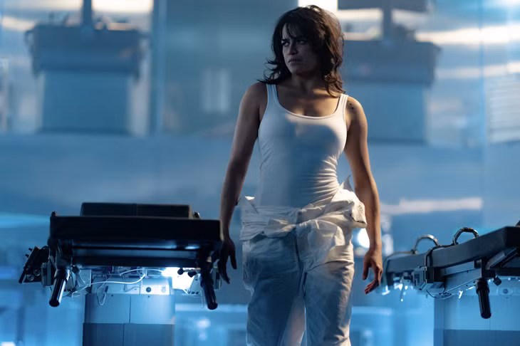 Michelle Rodriguez trở lại trong vai Letty. Ảnh: Universal Pictures.