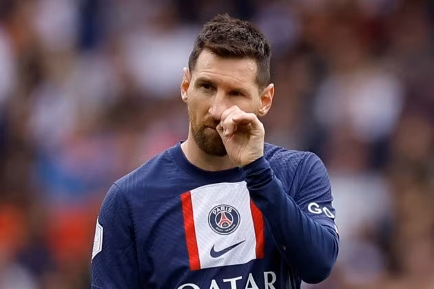 Messi khó nhận mức đãi ngộ cũ ở Barcelona. Ảnh: Reuters.
