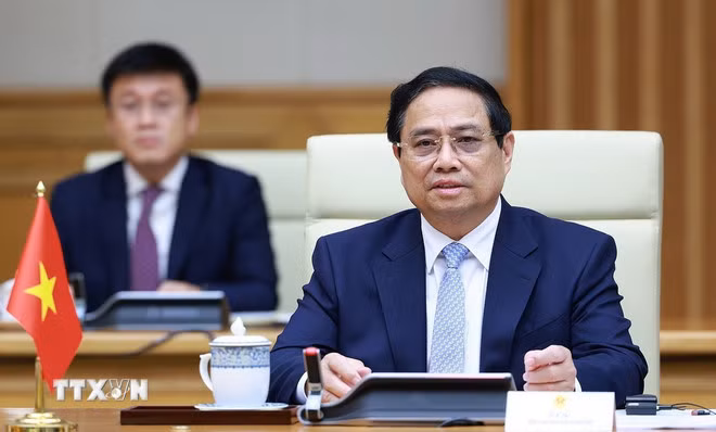 Thủ tướng Phạm Minh Chính phát biểu tại cuộc hội đàm với Thủ tướng Kyrgyzstan Adylbek Kasimalyev. (Ảnh: Dương Giang/TTXVN)