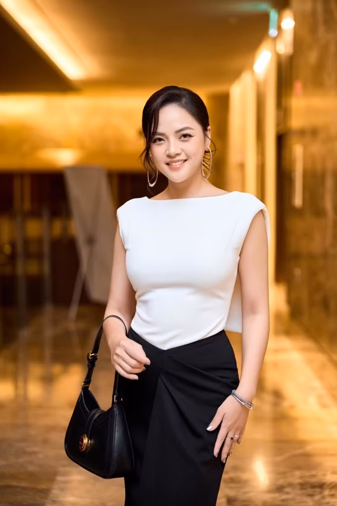 Kết thúc Về nhà đi con, Thu Quỳnh góp mặt ở loạt dự án Hương vị tình thân (2021), Hành trình công lý (2022), Cuộc chiến không giới tuyến (2023). Hiện cô đảm nhận vai mẹ của Trần Nghĩa trong series Cha tôi, người ở lại do đạo diễn Vũ Trường Khoa thực hiện.