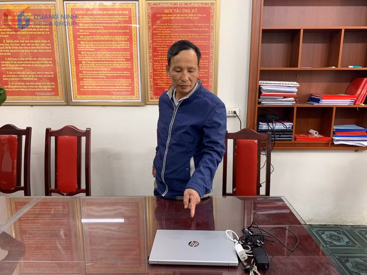 Đối tượng Minh Văn Tiến tại cơ quan Công an.