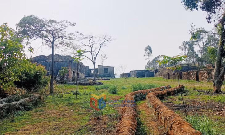 Chiến tích Đồn Cao (phường Đức Chính, TP Đông Triều) - Nơi quân đội Pháp làm đồn bốt trong Chiến dịch Hoàng Hoa Thám năm 1951 còn sót lại.