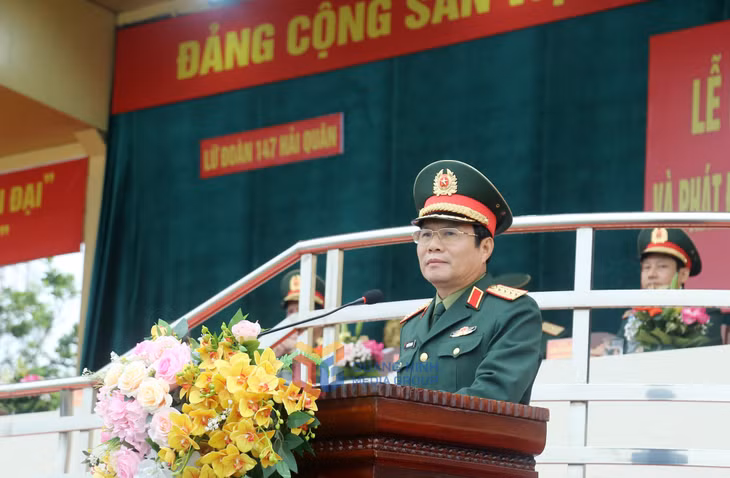 Đại tướng Nguyễn Tân Cương, Ủy viên Trung ương Đảng, Tổng Tham mưu trưởng Quân đội nhân dân Việt Nam, Thứ trưởng Bộ Quốc phòng, phát biểu chỉ đạo tại buổi lễ.