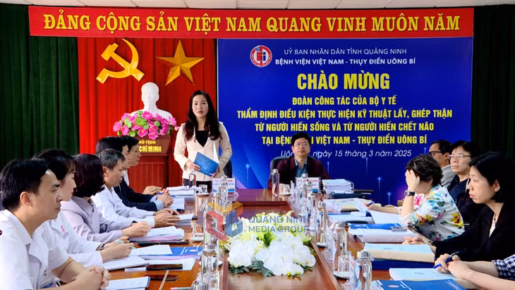 Phó Chủ tịch UBND tỉnh Nguyễn Thị Hạnh phát biểu tại buổi thẩm định.