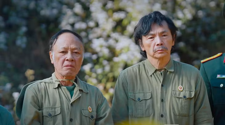 NSND Trung Anh có nhiều cảnh xúc động khi đóng nhân vật Cường thời hiện tại.