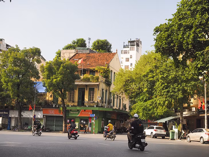 Bắc Bộ sáng sớm có sương mù nhẹ, ngày nắng.