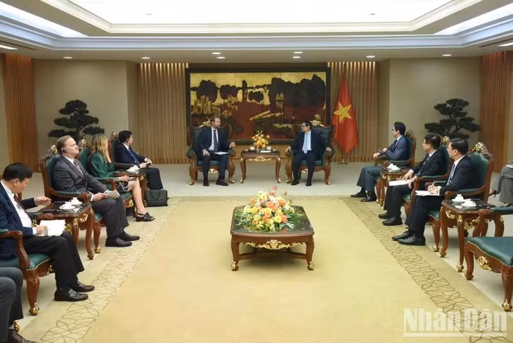 Quang cảnh buổi tiếp. (Ảnh: TRẦN HẢI)