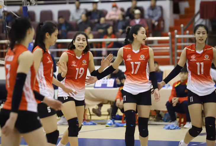Giành chiến thắng chung cuộc 3-1 (25/16, 25/20, 26/28, 25/21), Binh chủng Thông tin vào chung kết gặp đội thắng trong cặp Ninh Bình vs Ngân hàng Công thương.
