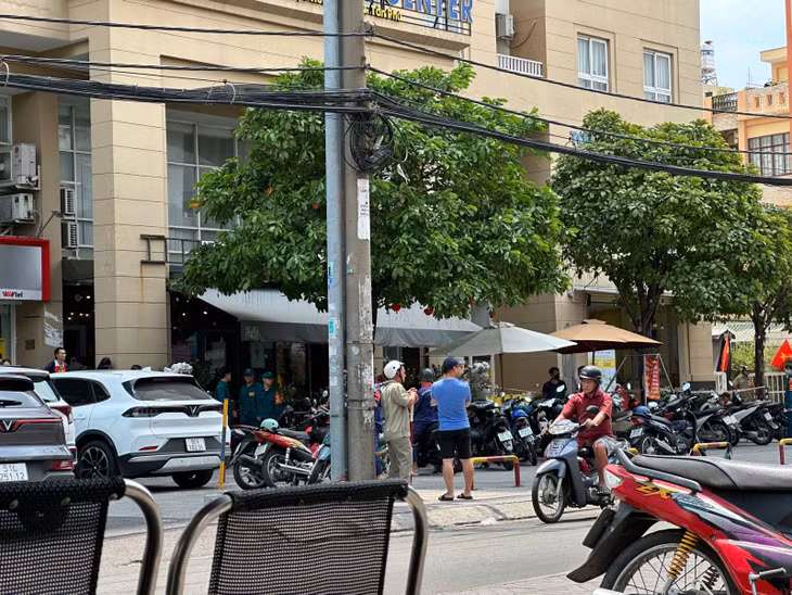 Tòa chung cư hiện trường vụ bé trai bị rơi.