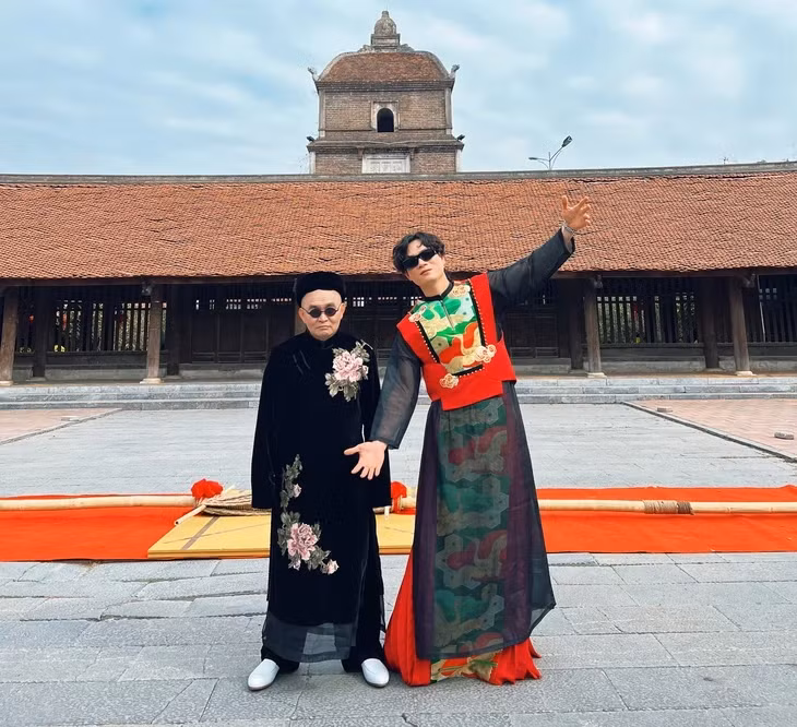 Tuấn Cry là người gợi ý Hòa Minzy mời nghệ sĩ Xuân Hinh tham gia MV Bắc Bling - Ảnh: FBNV