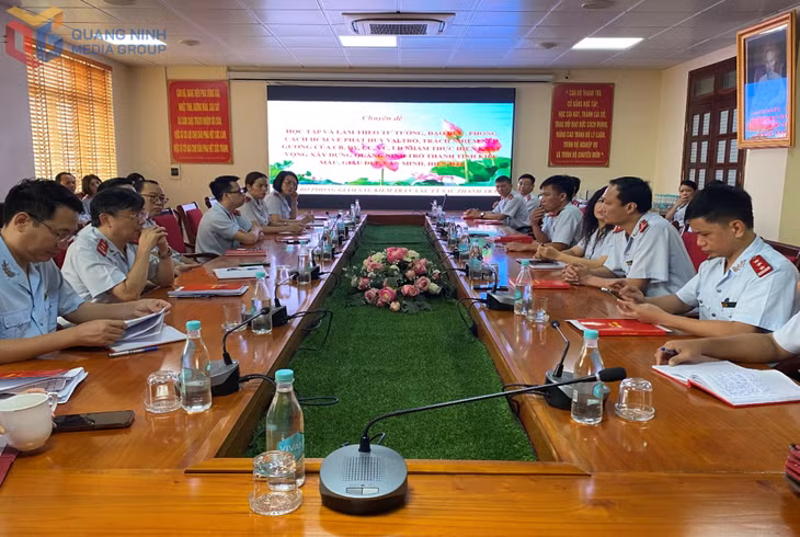 Đảng bộ Thanh tra tỉnh tổ chức sinh hoạt chuyên đề thực hiện học tập và làm theo tư tưởng, đạo đức, phong cách Hồ Chí Minh năm 2024.