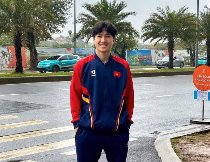 Cầu thủ Thomas Mai Veeren mang hai dòng máu Việt Nam và Hà Lan. Ảnh: Instagram/Thomasmaiv.08