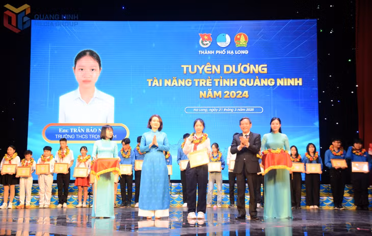 Các tài năng trẻ là những cán bộ Đoàn, đoàn viên, thanh thiếu nhi tiêu biểu nhất trong các lĩnh vực của thành phố.
