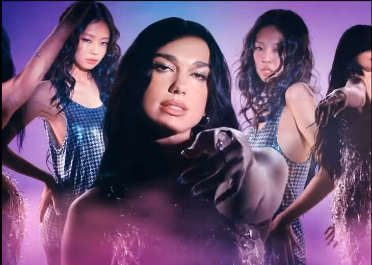 Jennie trong MV “ZEN” và "Handlebars" hợp tác Dua Lipa. Ảnh: chụp từ video