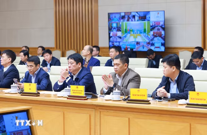Đại biểu tham dự Phiên họp thứ 16 Ban Chỉ đạo các công trình trọng điểm ngành giao thông. (Ảnh: Dương Giang/TTXVN)