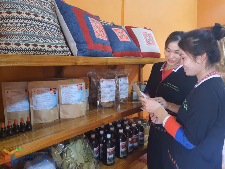 Cơ sở du lịch cộng đồng người Dao thôn Khe Sú, xã Thượng Yên Công, TP Uông Bí là mô hình kinh tế tư nhân đang được tạo điều kiện phát triển.