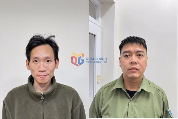 2 bảo vệ của Công ty kho vận cảng Cẩm Phả (từ trái qua phải) Nguyễn Thế Anh và Nguyễn Quốc Việt