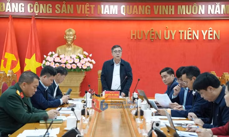 Ban Thường vụ Huyện ủy Tiên Yên họp triển khai thực hiện các nghị quyết của Trung ương, Tỉnh ủy tháng 2/2025. Ảnh: Trần Hoàn (CTV)