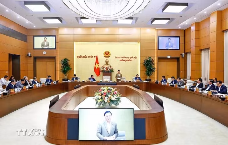 Phó Chủ tịch Quốc hội Nguyễn Khắc Định phát biểu. (Ảnh: Doãn Tấn/TTXVN)