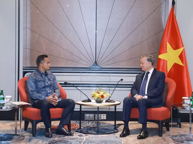 Tổng Bí thư Tô Lâm tiếp ông Anindya Bakrie, Chủ tịch Phòng Thương mại và Công nghiệp Indonesia (KADIN). (Ảnh: Thống Nhất/TTXVN)