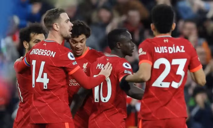 Mane ghi bàn quý giá trong ngày hàng công Liverpool thiếu hiệu quả. Ảnh: Reuters.
