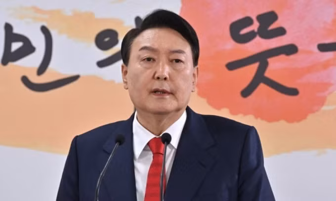 Tổng thống đắc cử Hàn Quốc Yoon Suk-yeol phát biểu trong văn phòng tại Seoul hôm nay. Ảnh: AFP.