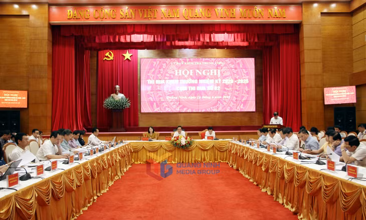 Quang cảnh hội nghị.
