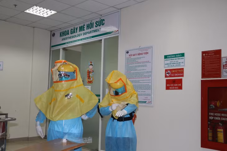 Sẽ sớm có cải tiến về trang phục bảo hộ cho nhân viên y tế.