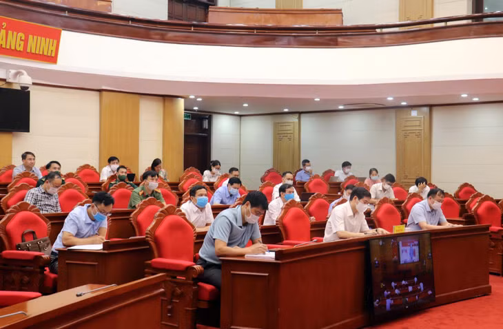 Quanh cảnh hội nghị tại điểm cầu Quảng Ninh.