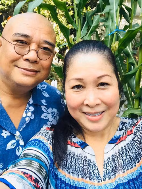 Tài tử Lê Tuấn Anh hạnh phúc bên bà xã Hồng Vân.