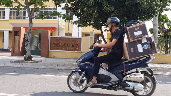 Thanh tra vào cuộc vụ nguyên giám đốc sở tuyển 8 biên chế không qua sở nội vụ - Ảnh 1.