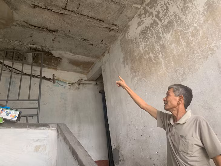 TP Cẩm Phả đã xây dựng phương án di dời người dân tại chung cư cấp D (phường Cẩm Thủy) trước khi bão về.
