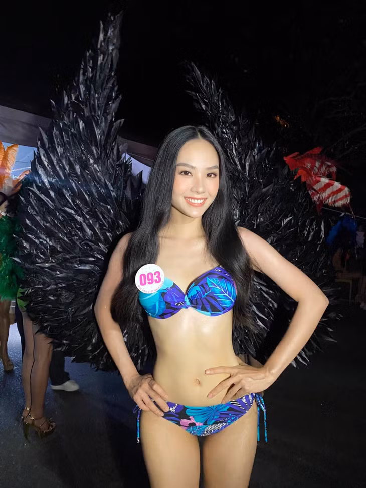 Vẻ nóng bỏng của Tiểu Vy, Đỗ Mỹ Linh... khi được đề cử thi Miss Grand International ảnh 11