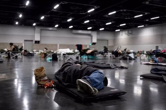 Bên trong một điểm trú nắng ở TP Portland, bang Oregon (Mỹ) vào ngày 27/6.