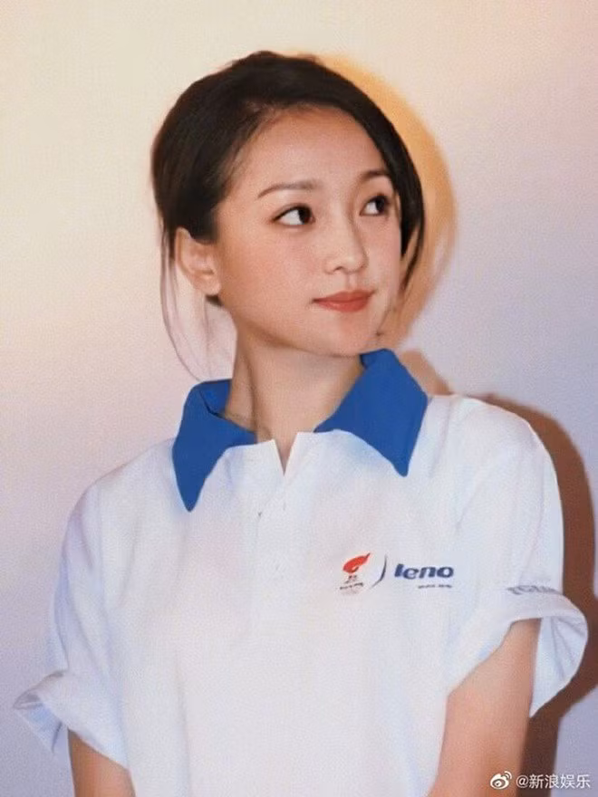 Những bức ảnh cũ của Châu Tấn năm 2008 được chia sẻ lại khiến fan trầm trồ.
