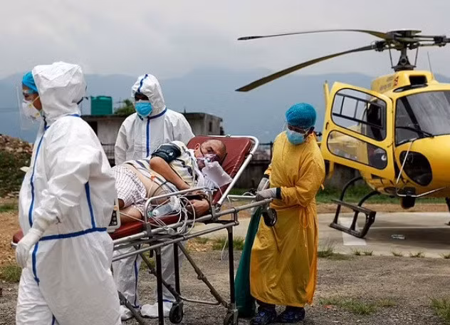 Nepal trải qua đợt bùng phát dịch COVID-19 dữ dội. Ảnh: Reuters