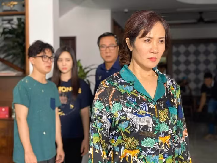 Nguyệt Hằng nhận nhiều lời khen ngợi khi vào vai một người phụ nữ cuồng ghen và điên loạn trong