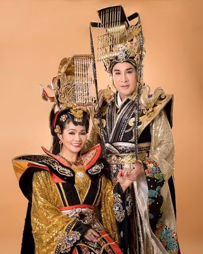 NSƯT Kim Tử Long - NSƯT Ngọc Huyền. Ảnh: NSCC