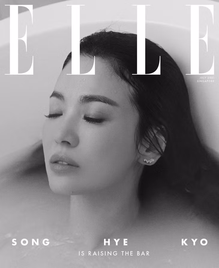 Vẻ đẹp ma mị của Song Hye Kyo trên tạp chí ảnh 8 Vẻ đẹp ma mị của Song Hye Kyo trên tạp chí ảnh 8