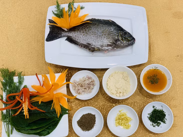 Cá rìa công và những gia vị không thể thiếu cho món nướng lá lốt.