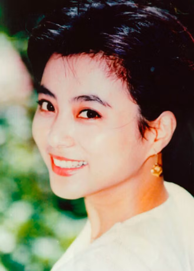 Ngoài vai diễn nổi tiếng trong "Tây Du Ký", Lý Linh Ngọc còn là một giọng ca nổi tiếng của Trung Quốc thập niên 90.
