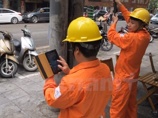 Bo Cong Thuong thong tin ve viec hoa don dien tang cao hinh anh 1