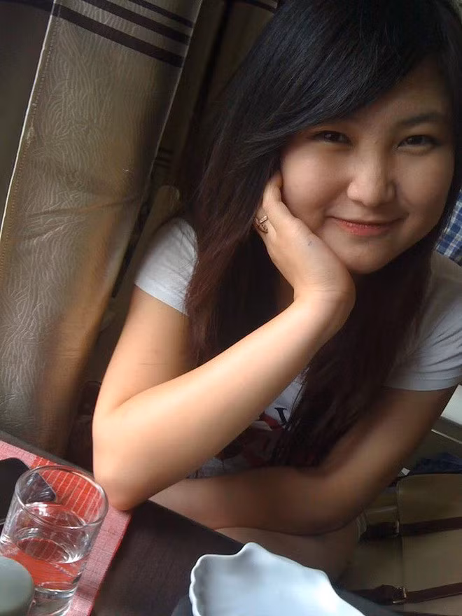 Nhan sắc Hương Tràm thuở mới vào nghề.